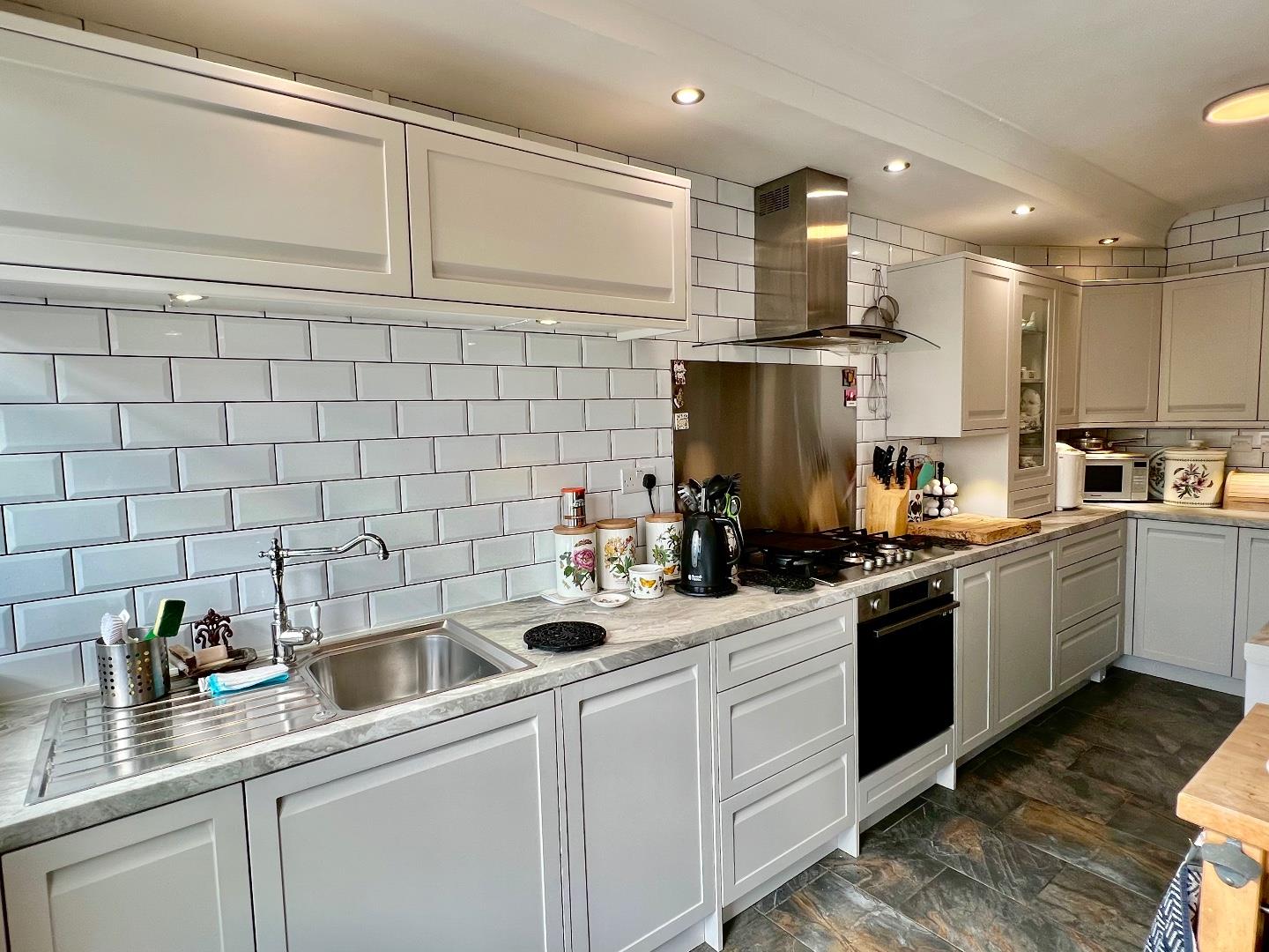 Oaklands Road, Bridgend County Borough, CF31 4SN